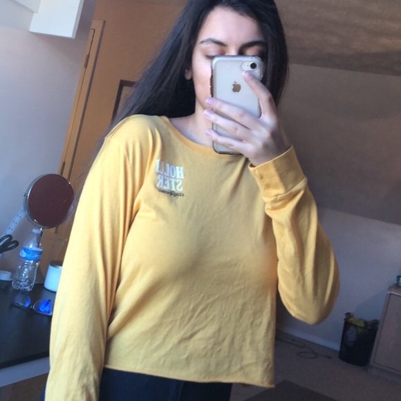 Hollister top bundle - Picture 4 of 6